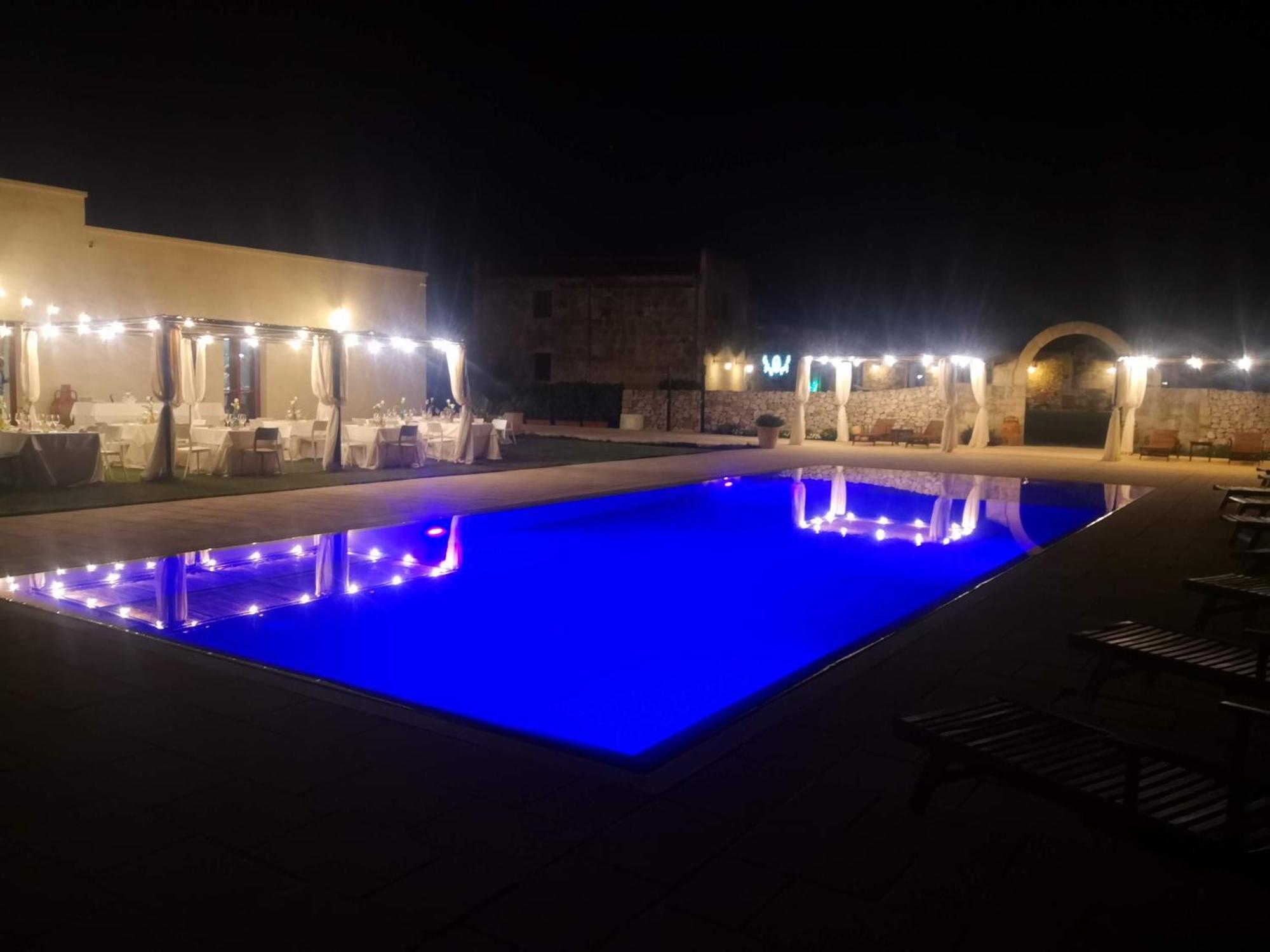 קרפיניאנו סלינטינו Agriturismo Masseria Quaremme מראה חיצוני תמונה