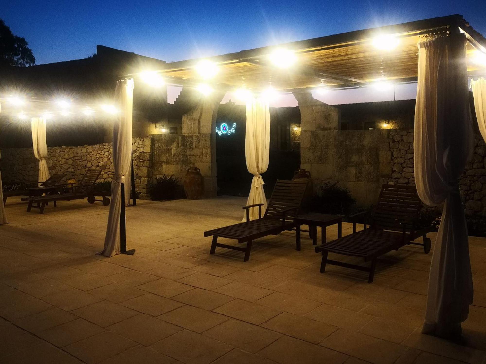 קרפיניאנו סלינטינו Agriturismo Masseria Quaremme מראה חיצוני תמונה